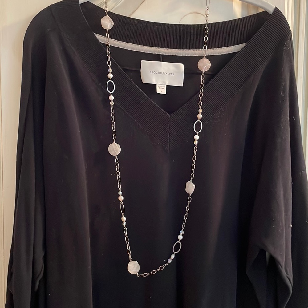 Pretty necklace.